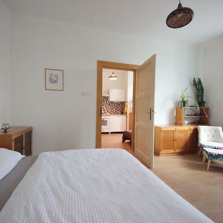 Gallery Apartment Прага Экстерьер фото