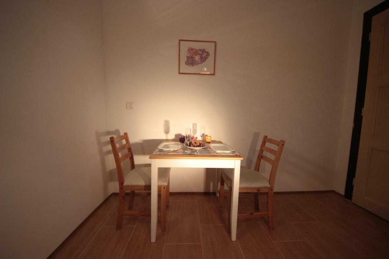 Gallery Apartment Прага Экстерьер фото