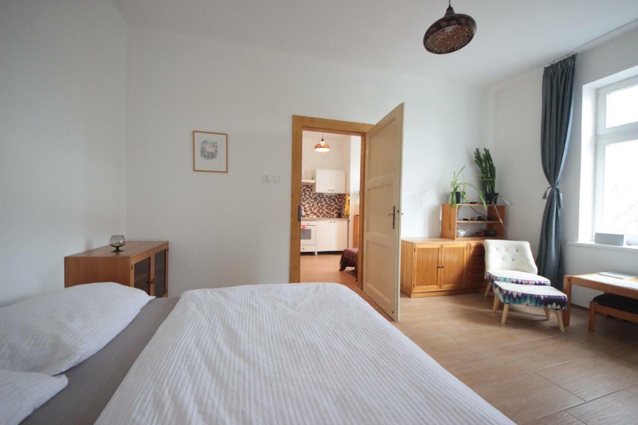 Gallery Apartment Прага Экстерьер фото