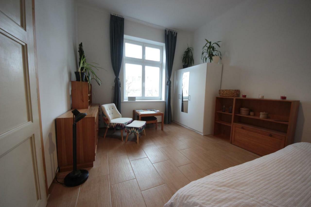 Gallery Apartment Прага Экстерьер фото